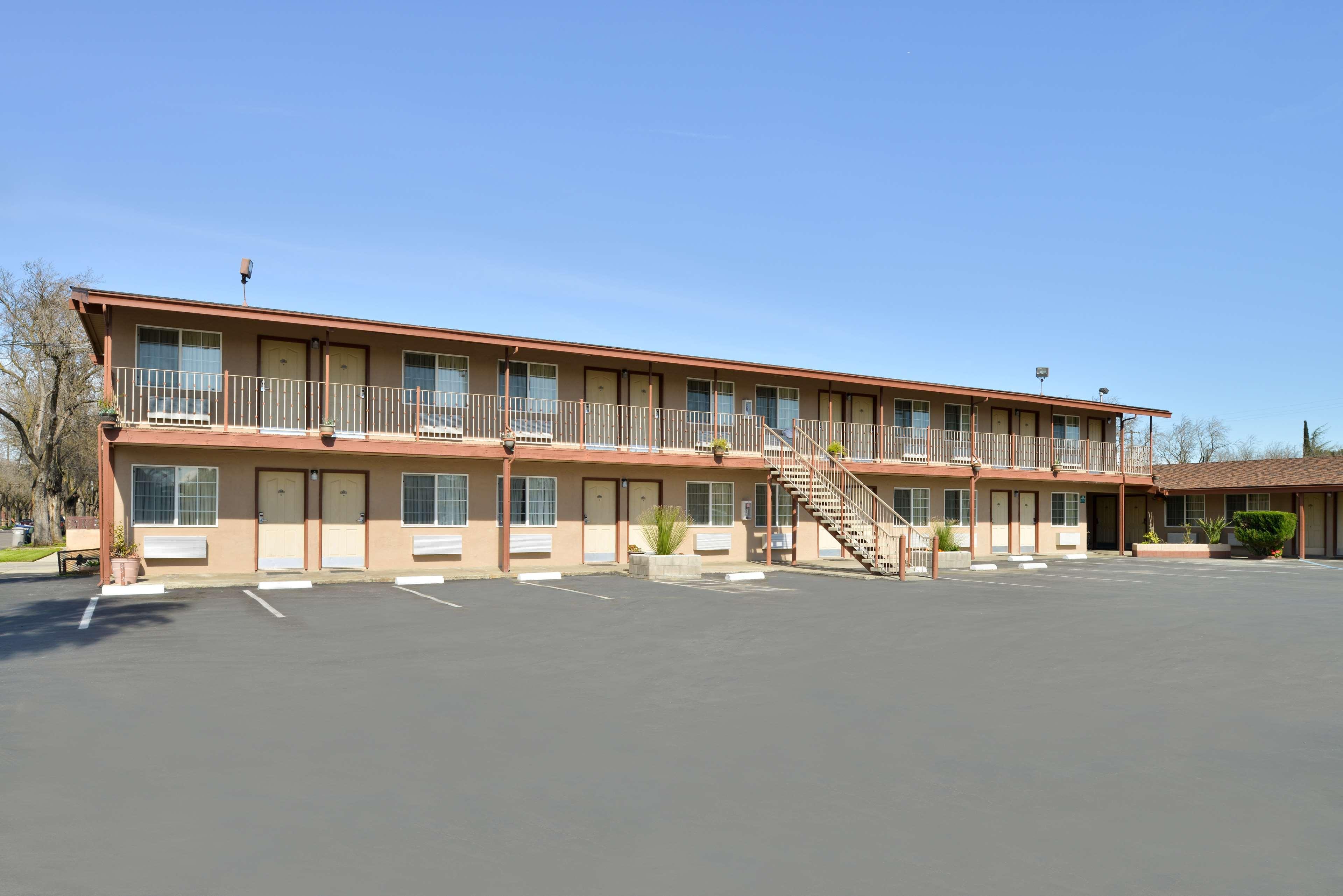 Americas Best Value Inn Los Banos Exterior foto